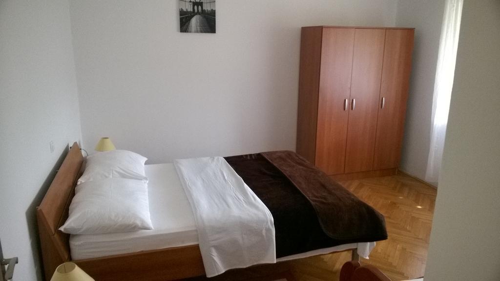 Apartment Saric Sukošan Kültér fotó