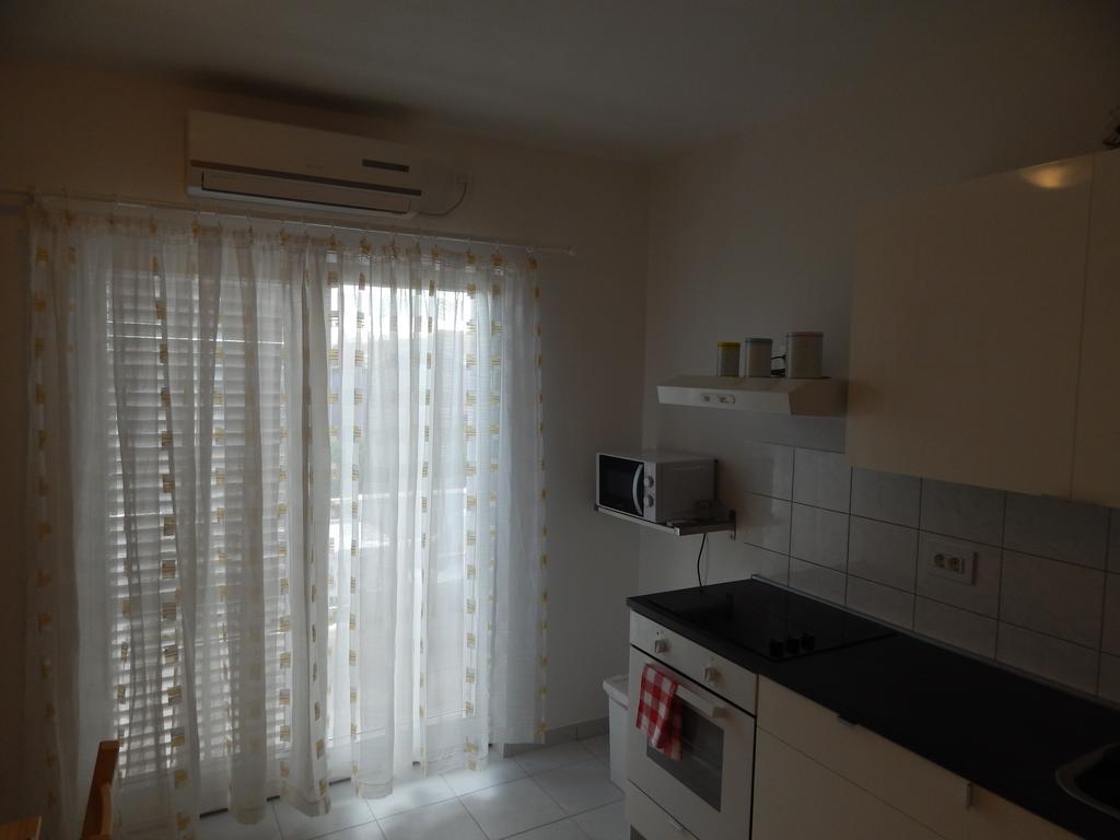 Apartment Saric Sukošan Kültér fotó