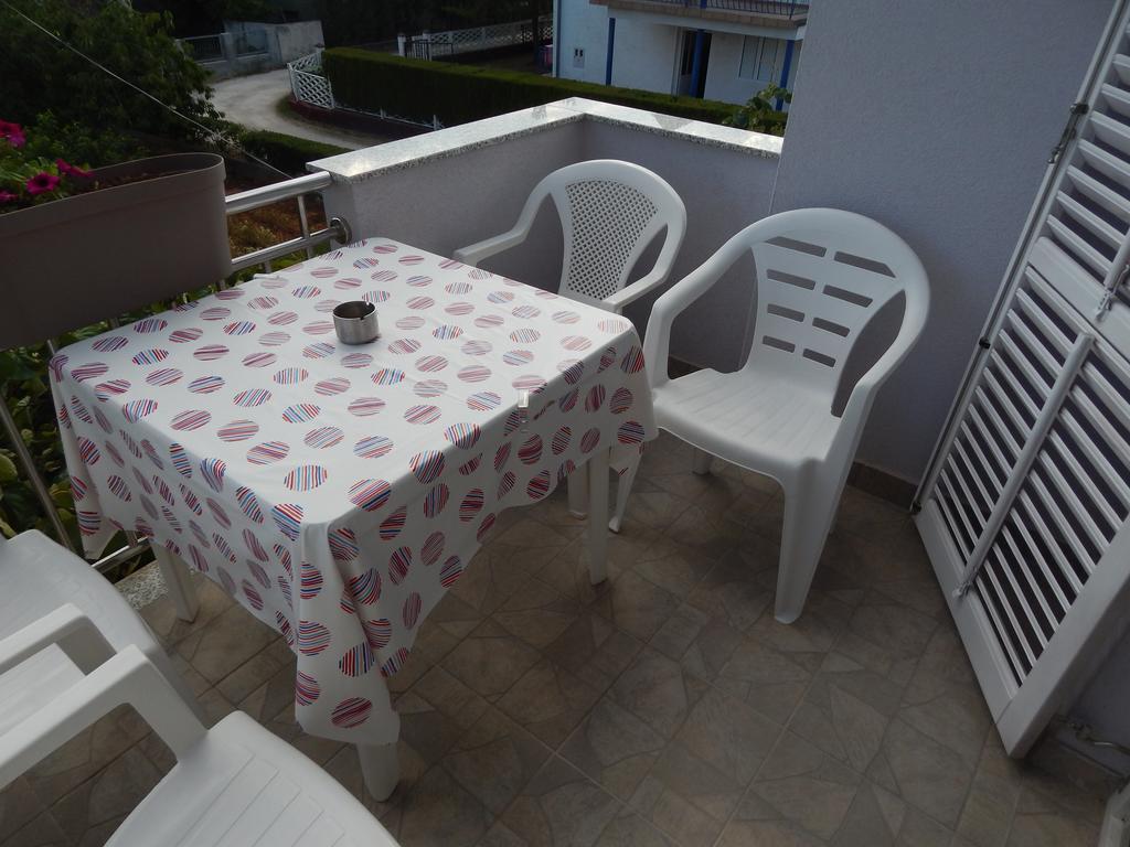 Apartment Saric Sukošan Kültér fotó